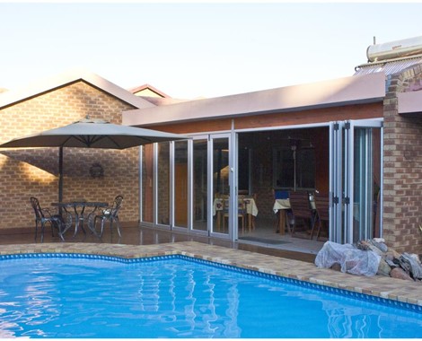 Welcome to our 4-star Guest House, situated in a quiet suburb of Vanderbijlpark, Gauteng, South Africa