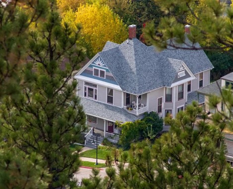 A unique and intimate guest experience that blends modern amenities and historic charm
