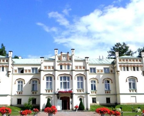 We would like to invite you to our Palace Hotel, where we have the old Polish saying “A guest in our home is a lord in our home” is the palace’s motto