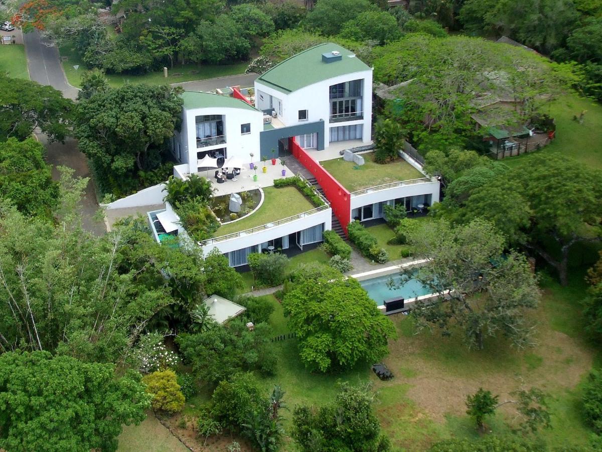 A small and intimate guest house adjacent to the World Heritage Site of iSimangaliso Wetland Park