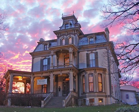 Intimate countryside retreat in Hannibal, Missouri