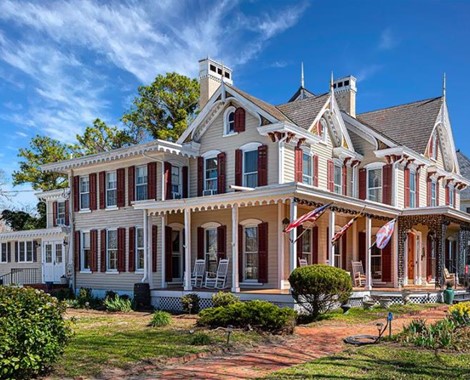 This Inn is a splendid riverfront National Register Victorian home converted into a unique bed & breakfast located in Snow Hill, Maryland