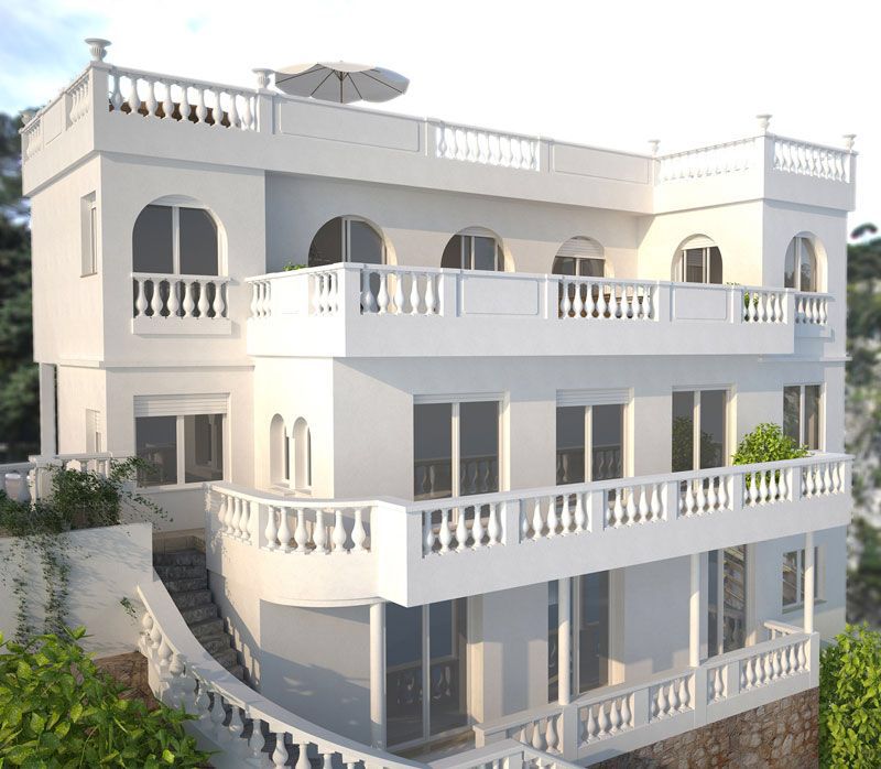 This Villa was built in 1927 and it overlooks the beautiful bay of Villefranche - Cap Ferrat