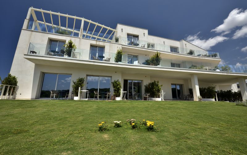 This Resort, a recently built complex, overlooks the beautiful beach of San Pietro a Mare