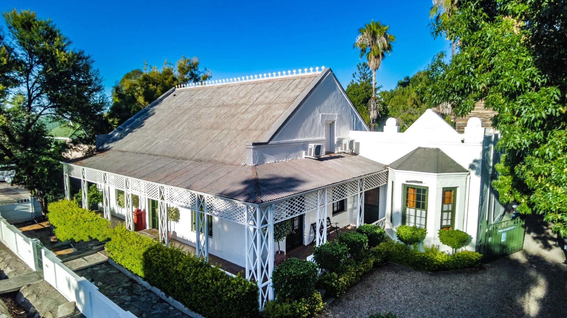 AUTHENTICALLY BOLD AND BEAUTIFUL