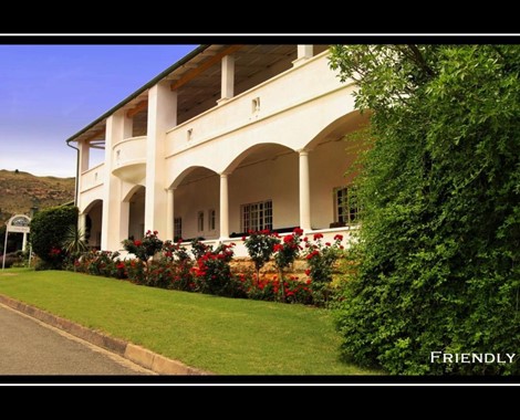 This Inn dates back to the old “Royal” hotel era of which most hotels have already been demolished or converted to office space