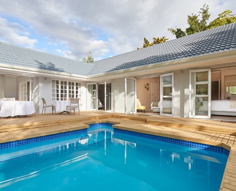 The energizing garden landscape, seven beautifully styled bedrooms, several exquisite amenities, and an efficient locally run team complete the Outeniqua experience