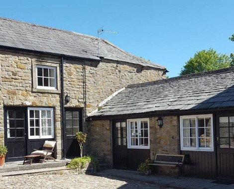 We welcome you to our 16th Century Coaching Inn located in the beautiful Teesdale area, a stone’s throw from the Pennine Way