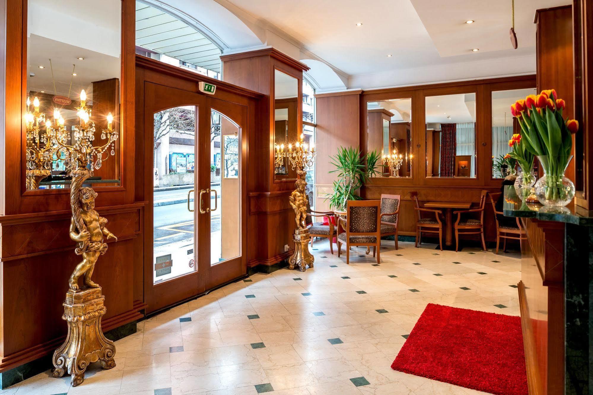 This lovely boutique hotel is a 4-star property located in Geneva, within range of the renowned Jet d'eau, which is filled with restaurants and shopping as well as cinemas and fitness centres