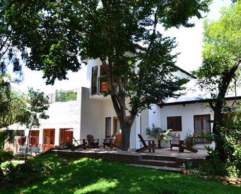 Your hosts welcome you into the comfort and luxury of their stylish guesthouse.