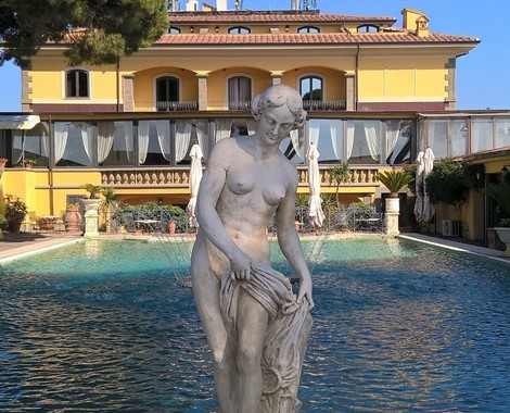 Welcome to our beautiful boutique hotel in the Heart of Castelli Romani area