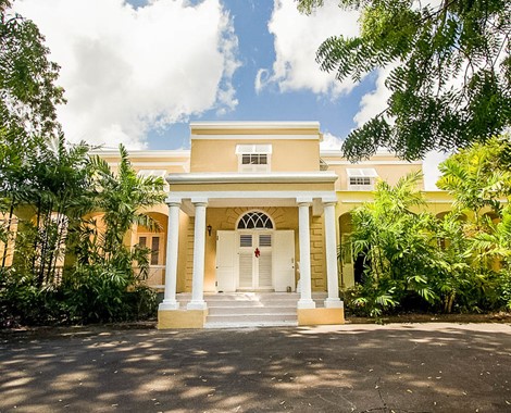 LIVE IT UP AT OUR GREAT HOUSE...REALLY, ONE OF A KIND
