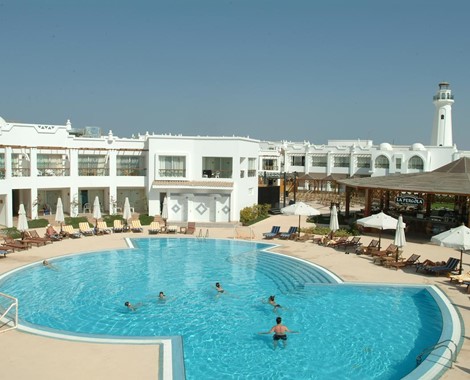This resort is just 6 minutes walk from the beach