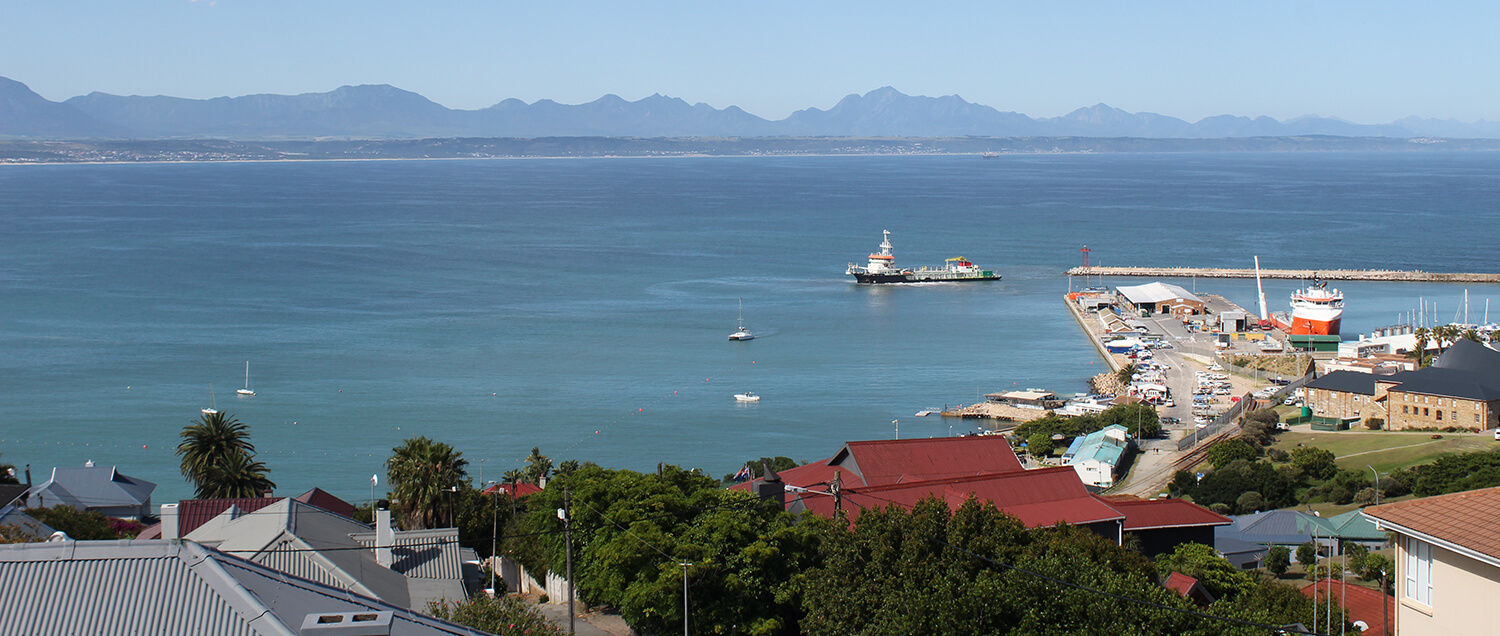 Our Guest House is an exclusive twelve (12) bedroom gem, with a fresh modern touch and beautiful ocean view. 