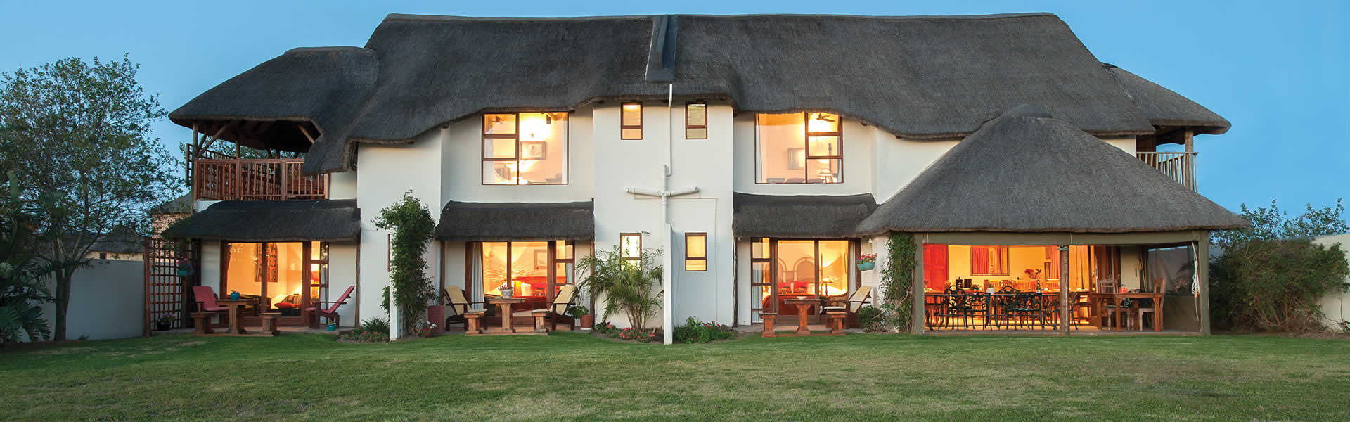 Visit the Addo Elephant Park in our open game-viewing Landrover with our qualified game-ranger