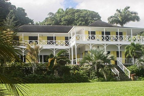 This is an opportunity to purchase a unique historic property, which was formerly considered one of the best boutique hotels in the Caribbean